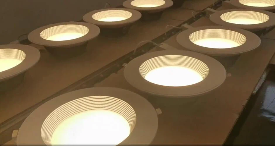 White Led Downlights White Led Downlights