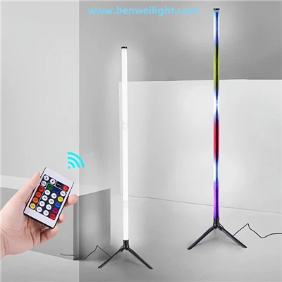 Lamp Llawr Cornel RGB Ar gyfer Goleuadau Amgylchynol Ystafell Wely ac Ystafell Gêm
